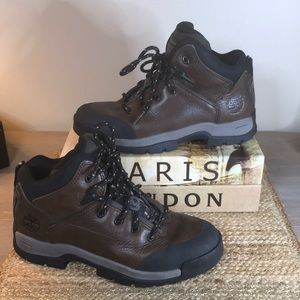 🥾 Timberland🥾 Boy’s 6…Brown ACT Performance Hiking Boots!